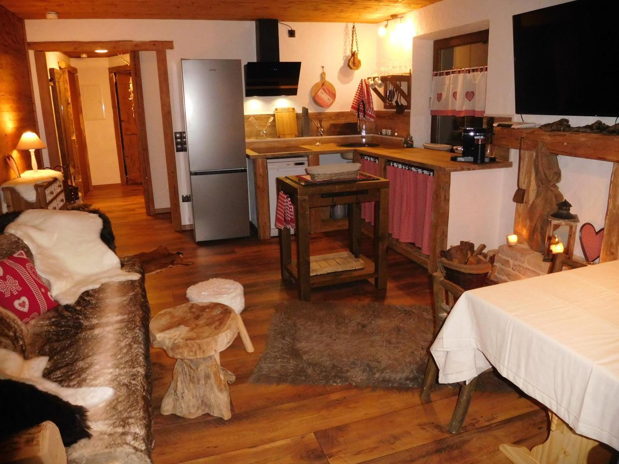 Wellnessoase Mit Sauna Und Whirlpool Inzell Exterior photo